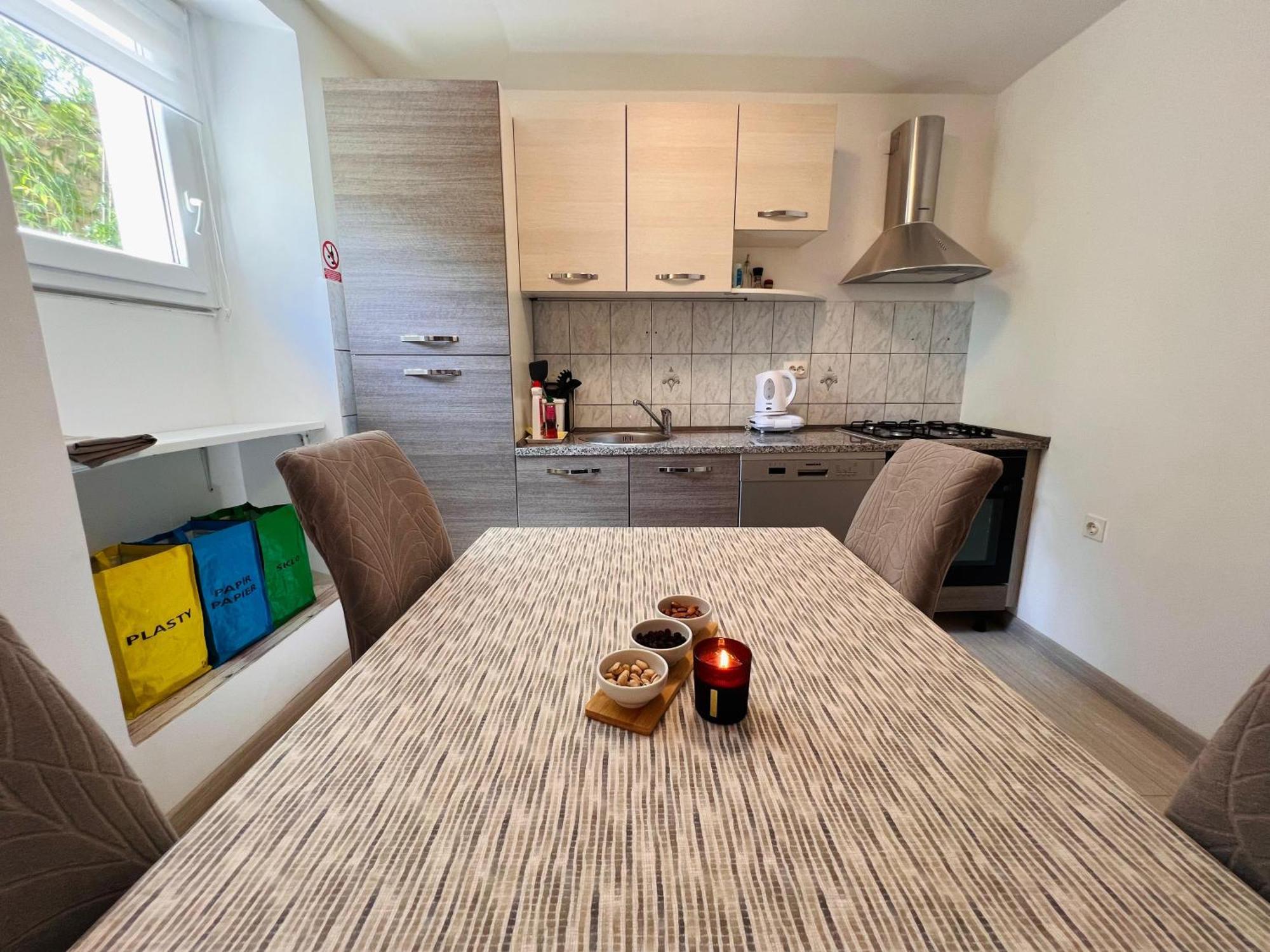 Apartman Gabriela Mali Losinj Ngoại thất bức ảnh