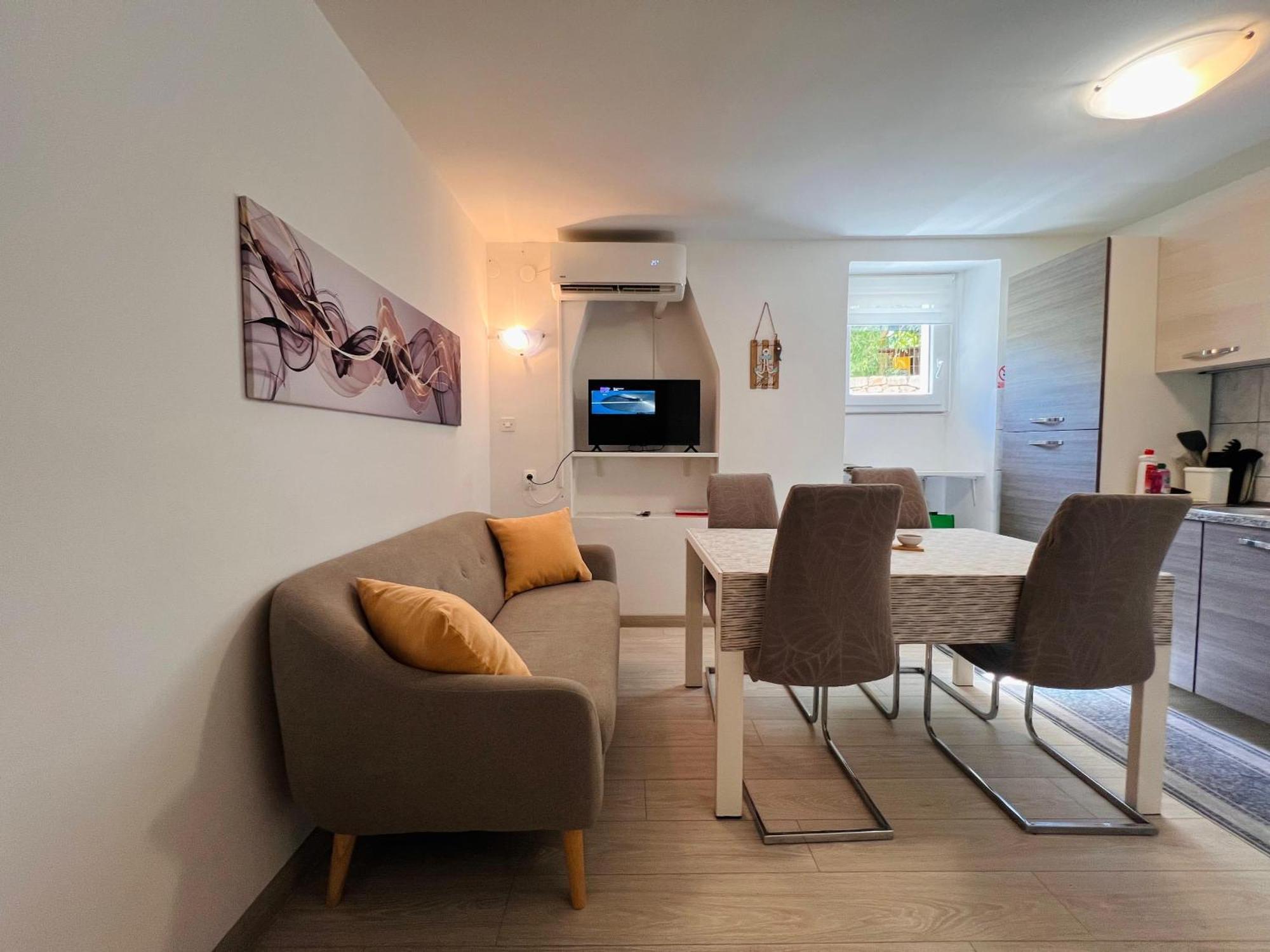 Apartman Gabriela Mali Losinj Ngoại thất bức ảnh